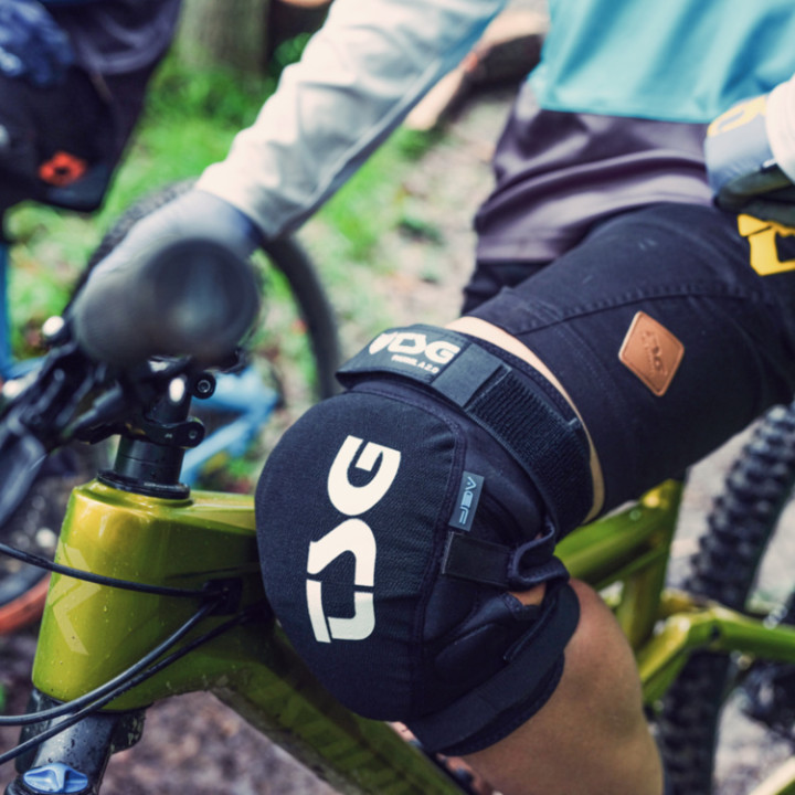 Genunchiere TSG Patrol A 2.0 Black Trail