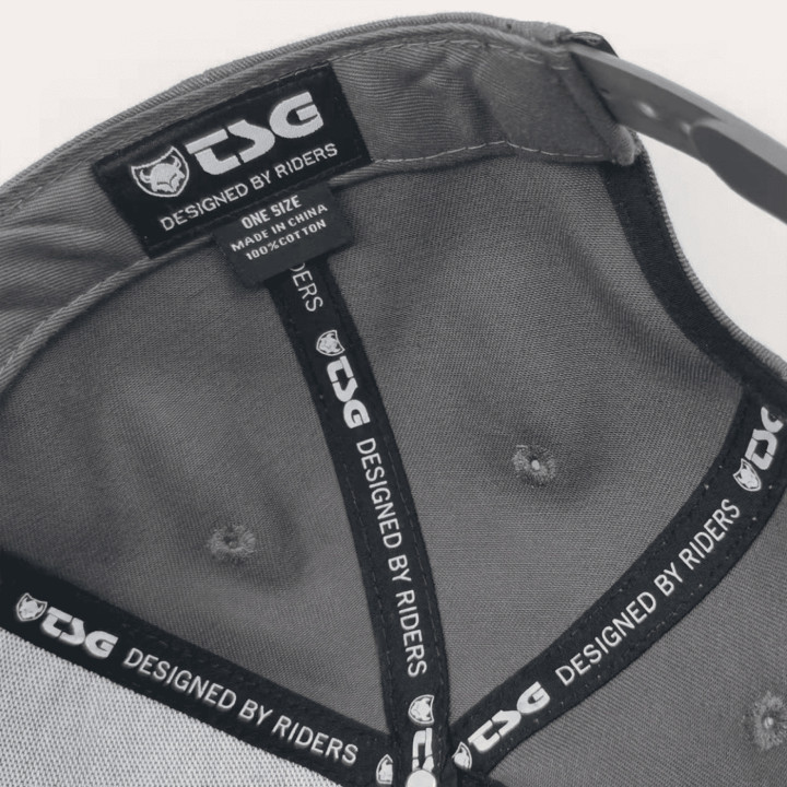 Șapca TSG Snapback Leather Label Grey