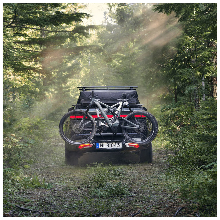 Sistem transport biciclete THULE EPOS 978 pe cârlig 2bike 13pini