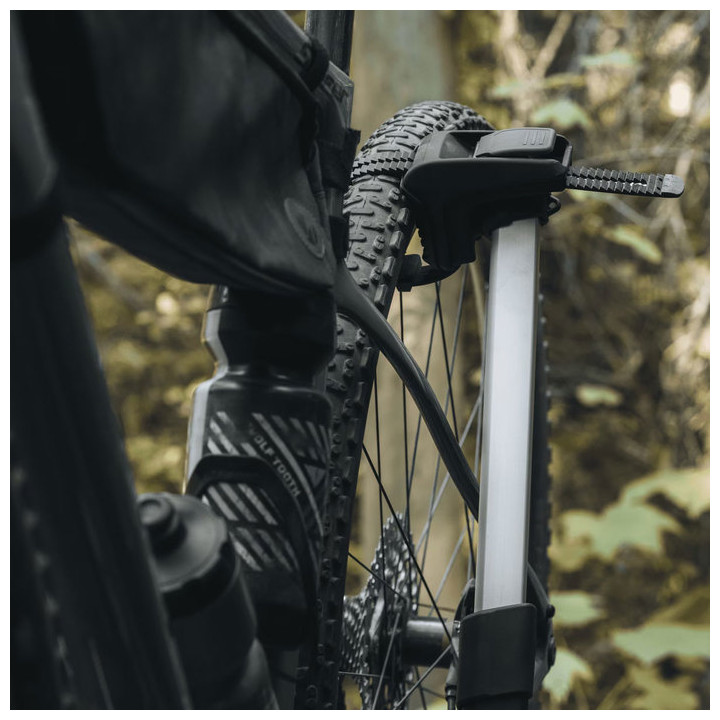 Sistem transport biciclete THULE EPOS 979 pe cârlig 3bikes 13pin