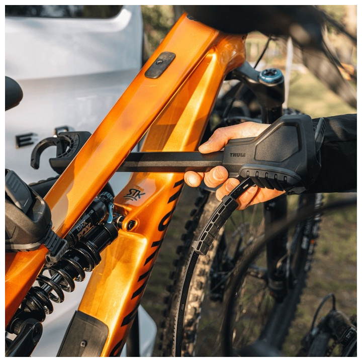 Sistem transport biciclete THULE VELOSPACE 3 9033 pe cârlig 3(4)bikes