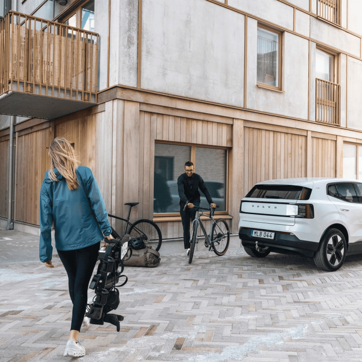 Suport Biciclete THULE Outpace 3B Rabatabil 13 Pini - 3 biciclete