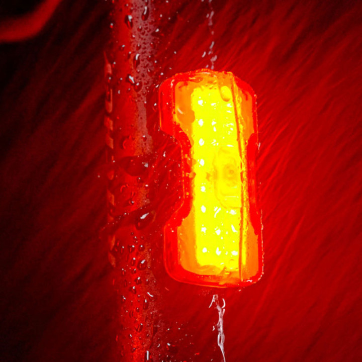 Stop ZEFAL R20 USB 20 Lumeni - Lanternă Bicicletă