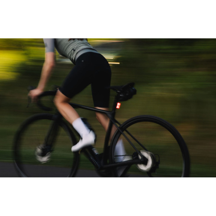Stop ZEFAL R20 USB 20 Lumeni - Lanternă Bicicletă
