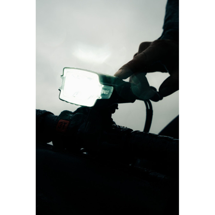 Far ZEFAL Supervision F1500 1500 Lumeni USB