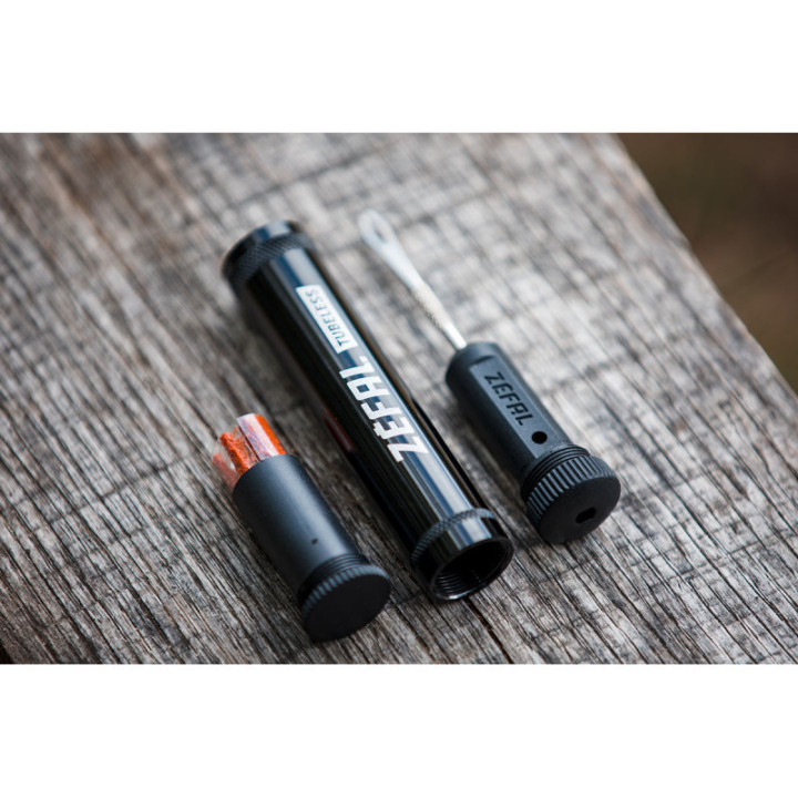 Kit reparatie tubeless ZEFAL cu prindere inclusa