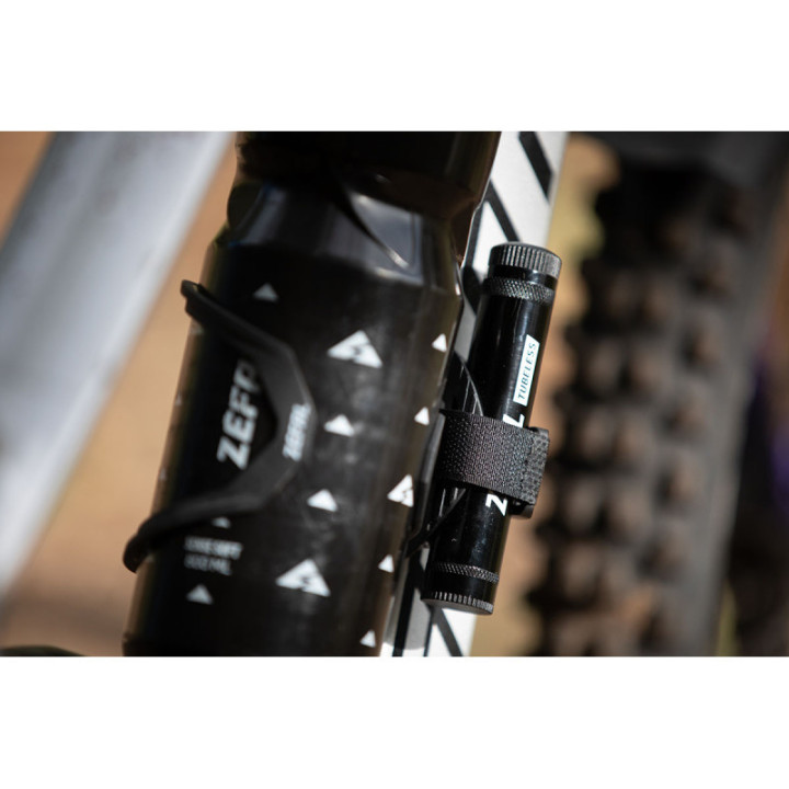 Kit reparatie tubeless ZEFAL cu prindere inclusa