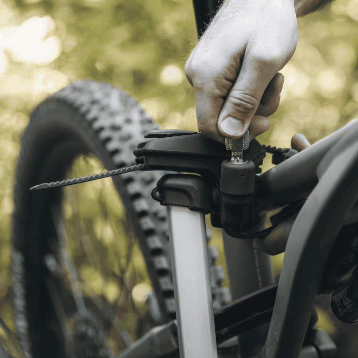Suport biciclete THULE Epos 3B pliabil 13 pini - 3 biciclete